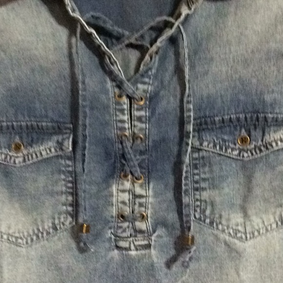 COPY - Women’s Ruff Hewn denim shirt. Sz. Small - Picture 3 of 7